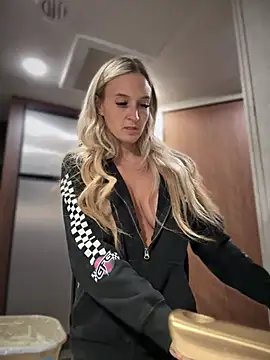  Rapunzel  online show from 03.15.25