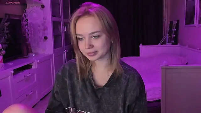 MaryDreaminess online show from 01.19.25