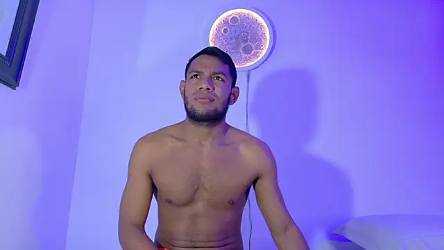 fantastic couple mens online show from 10.03.25