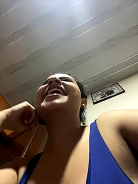 Snapshot of AbbyTaylorr chatting on 10.25.25 AbbyTaylorr online show from 10.25.25