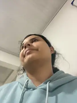 Snapshot of AbbyTaylorr chatting on 11.15.25 AbbyTaylorr online show from 11.15.25