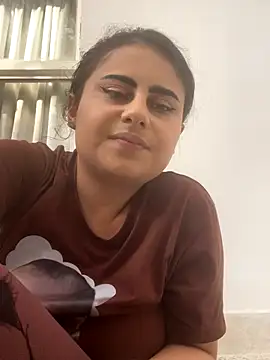 Snapshot of AbbyTaylorr chatting on 12.13.25 AbbyTaylorr online show from 12.13.25