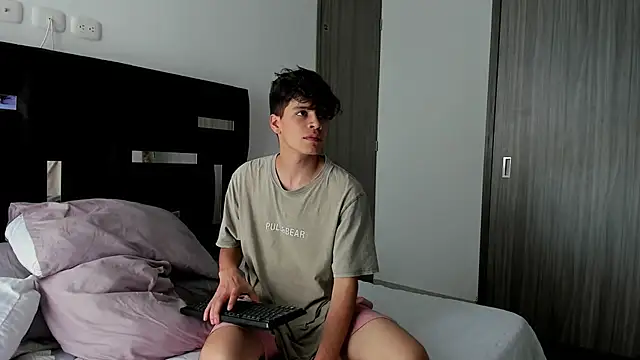 Dimitrixxx   online show from 02.06.25