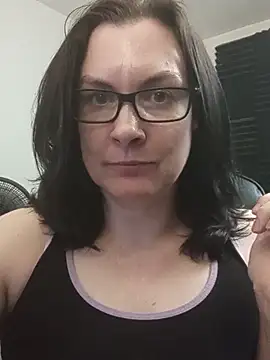 Snapshot of DesreRose chatting on 05.12.26 DesreRose online show from 05.12.26