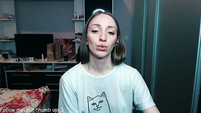 Snapshot of Natalimeowks chatting on 12.31.24 Natalimeowks online show from 12.31.24