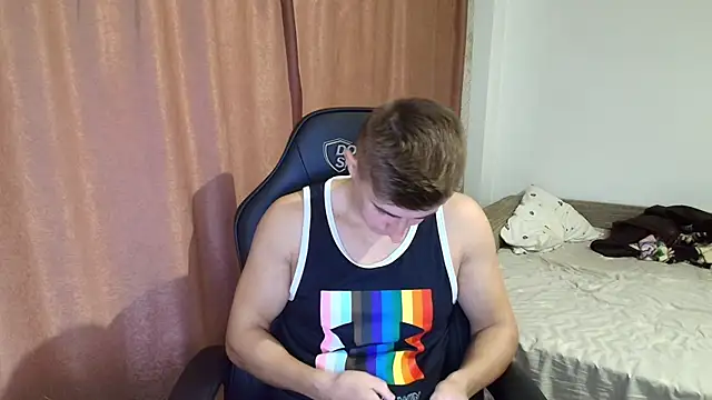 Snapshot of Todhorny9873 chatting on 01.13.25 Todhorny9873 online show from 01.13.25