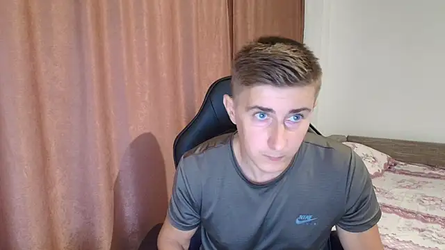 Snapshot of Todhorny9873 chatting on 02.17.25 Todhorny9873 online show from 02.17.25