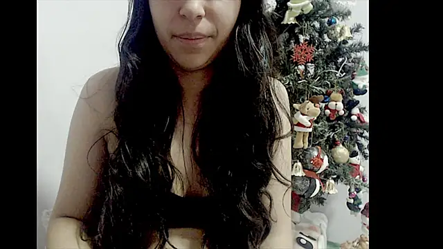 Snapshot of lizztaylor535 chatting on 12.11.24 lizztaylor535 online show from 12.11.24