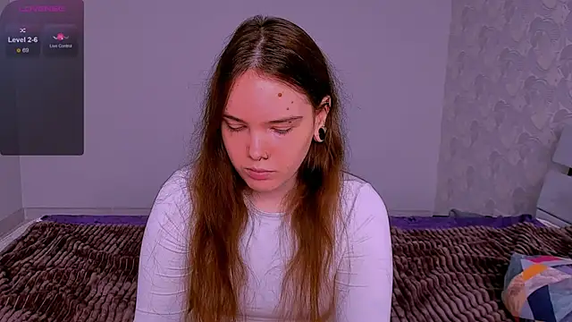 Janie JJ Curvie online show from 04.21.26