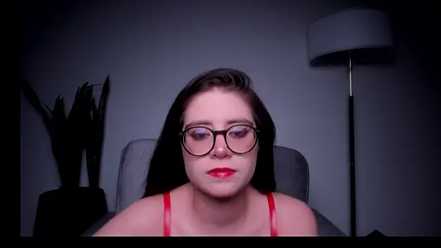 HazelKush online show from 05.12.26