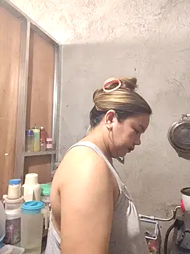 ambersmile online show from 04.21.26