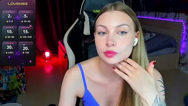 BiMolly online show from 10.26.25