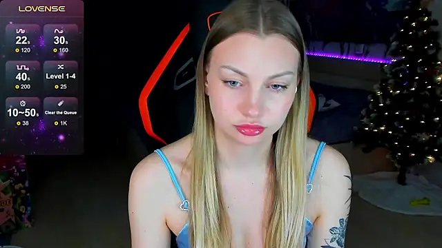 Snapshot of BiMolly chatting on 02.06.26 BiMolly online show from 02.06.26