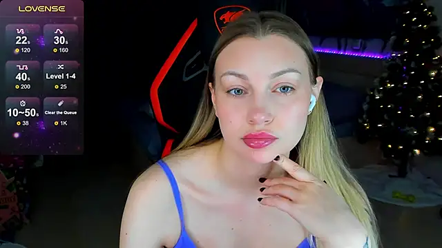 Snapshot of BiMolly chatting on 02.17.26 BiMolly online show from 02.17.26