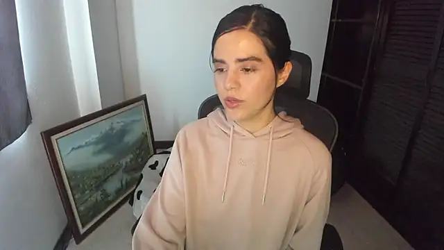 mia collins x online show from 09.13.25