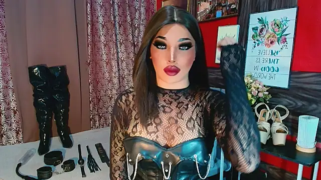 trixxielicious online show from 11.28.25