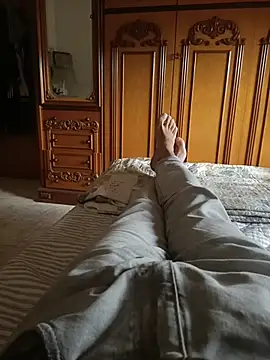 Bobby967 online show from 11.18.25