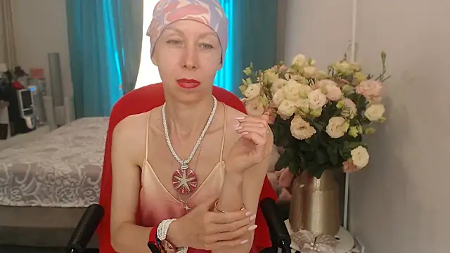 LuxuryNika online show from 07.20.26