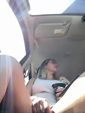 Gatitacarlita online show from 03.16.25