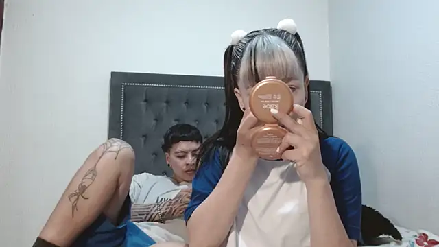 dulce maria x online show from 04.18.26