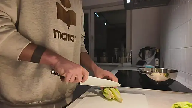 Snapshot of Jayjay1999x chatting on 03.14.25 Jayjay1999x online show from 03.14.25