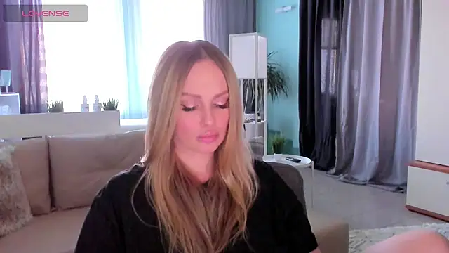 Libby Nora online show from 03.22.25