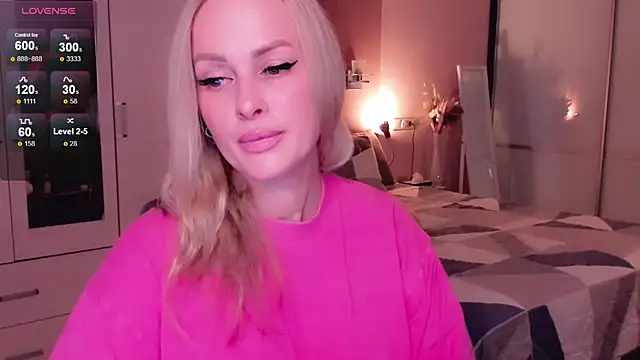 Libby Nora online show from 10.11.25