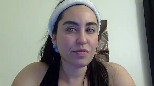 Snapshot of WetFlower69 chatting on 06.08.26 WetFlower69 online show from 06.08.26