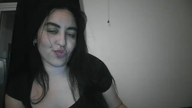 Snapshot of WetFlower69 chatting on 06.17.26 WetFlower69 online show from 06.17.26