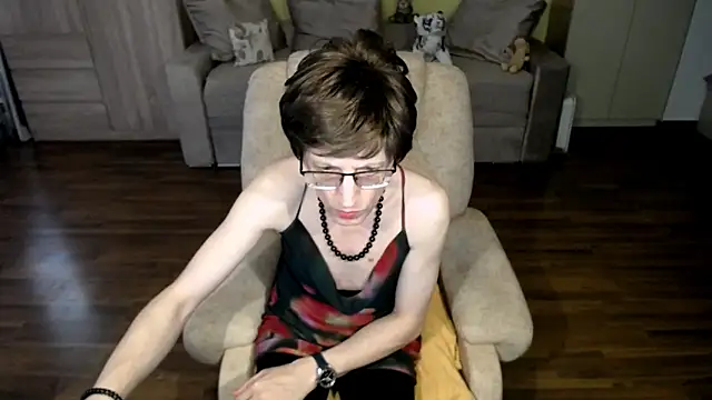 clementine online show from 04.08.26