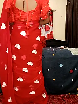 Snapshot of INDIANDESIMATURE chatting on 02.26.25 INDIANDESIMATURE online show from 02.26.25