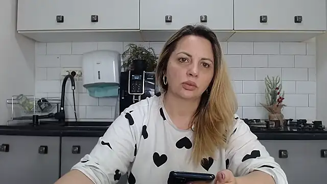 erikaerika online show from 02.17.25