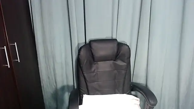 erikaerika online show from 03.10.25