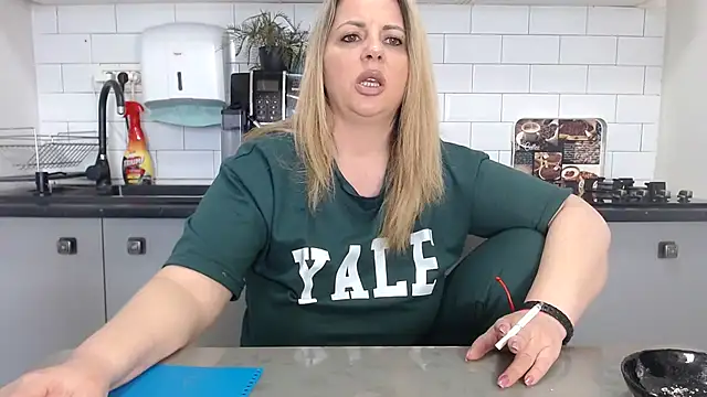 erikaerika online show from 03.10.25