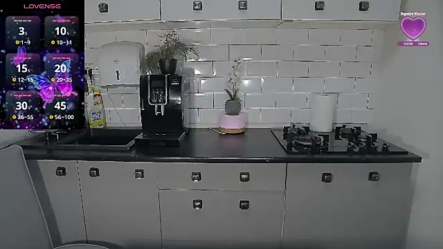 erikaerika online show from 02.06.26