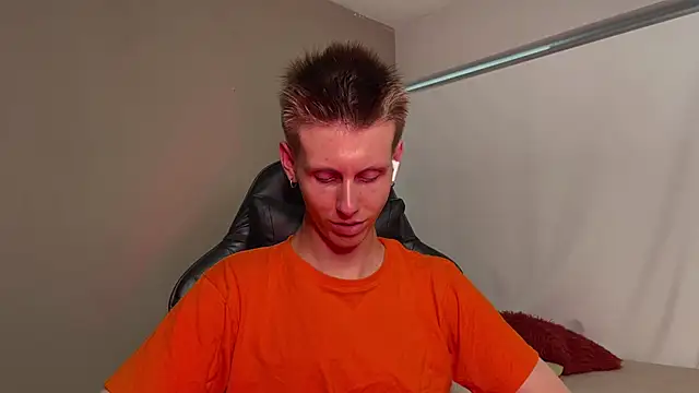 Snapshot of vladdymeow chatting on 01.15.25 vladdymeow online show from 01.15.25