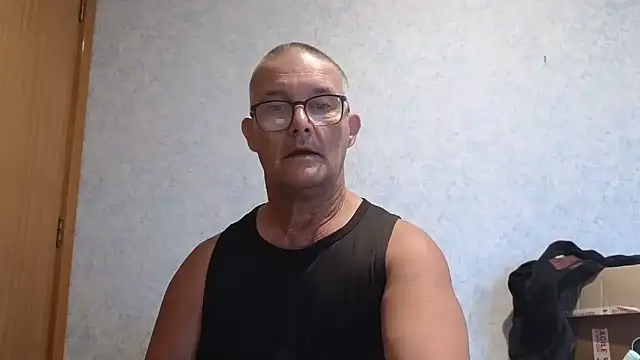 Snapshot of bigballnz chatting on 03.22.25 bigballnz online show from 03.22.25