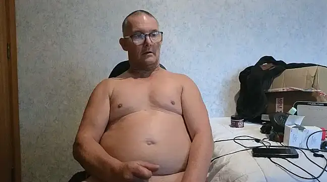 Snapshot of bigballnz chatting on 03.23.25 bigballnz online show from 03.23.25