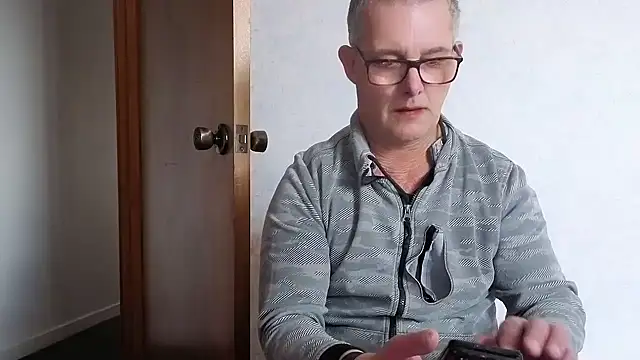 Snapshot of bigballnz chatting on 10.07.25 bigballnz online show from 10.07.25