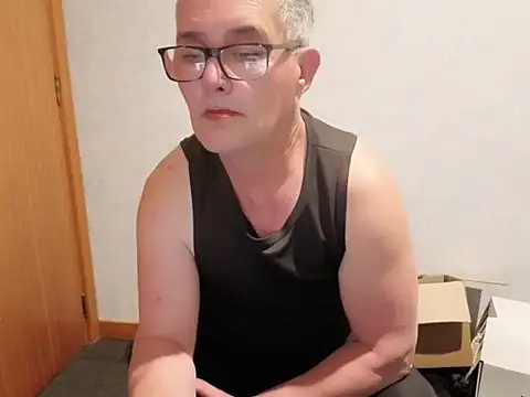 Snapshot of bigballnz chatting on 10.08.25 bigballnz online show from 10.08.25