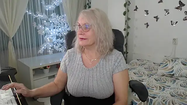 Ghertrude52 online show from 03.29.26