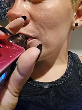 PinkTheHawk online show from 12.24.24