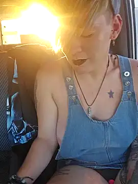 PinkTheHawk online show from 01.10.25