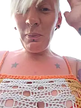 PinkTheHawk online show from 02.28.25