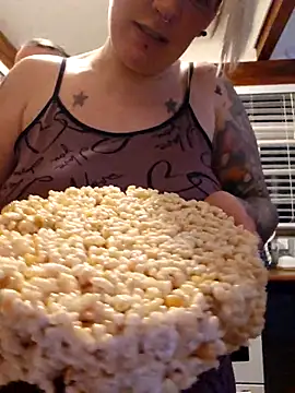 PinkTheHawk online show from 09.23.25