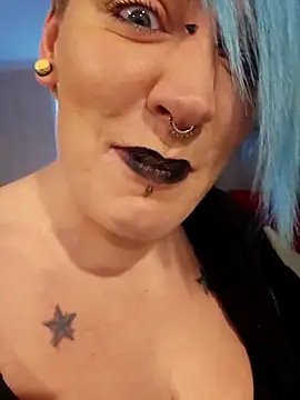 PinkTheHawk online show from 04.26.26