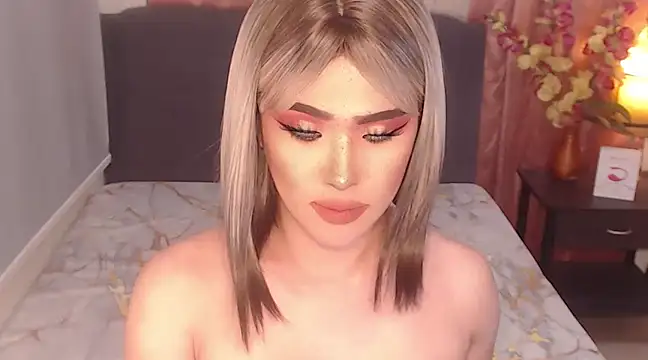 Snapshot of MistressAthalia chatting on 01.12.25 MistressAthalia online show from 01.12.25