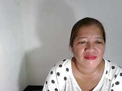 Snapshot of wethornypussy4u chatting on 01.27.25 wethornypussy4u online show from 01.27.25