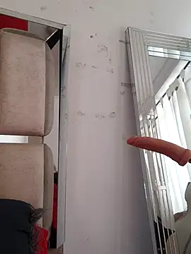 Snapshot of chelaqueen_ chatting on 12.02.25 chelaqueen online show from 12.02.25