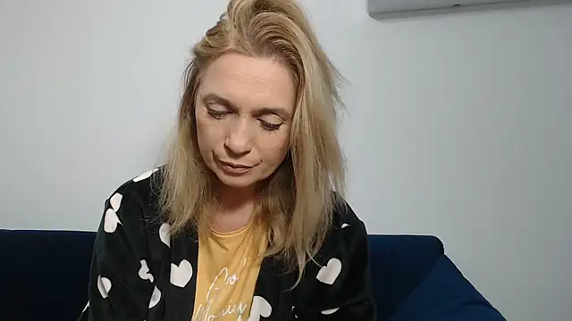 MysticCreature online show from 01.03.25